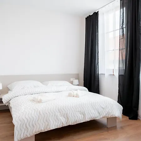 Castle Hill Free Parking Apartament