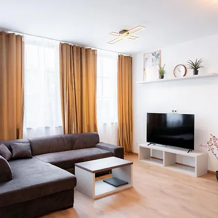 Castle Hill Free Parking Apartman *